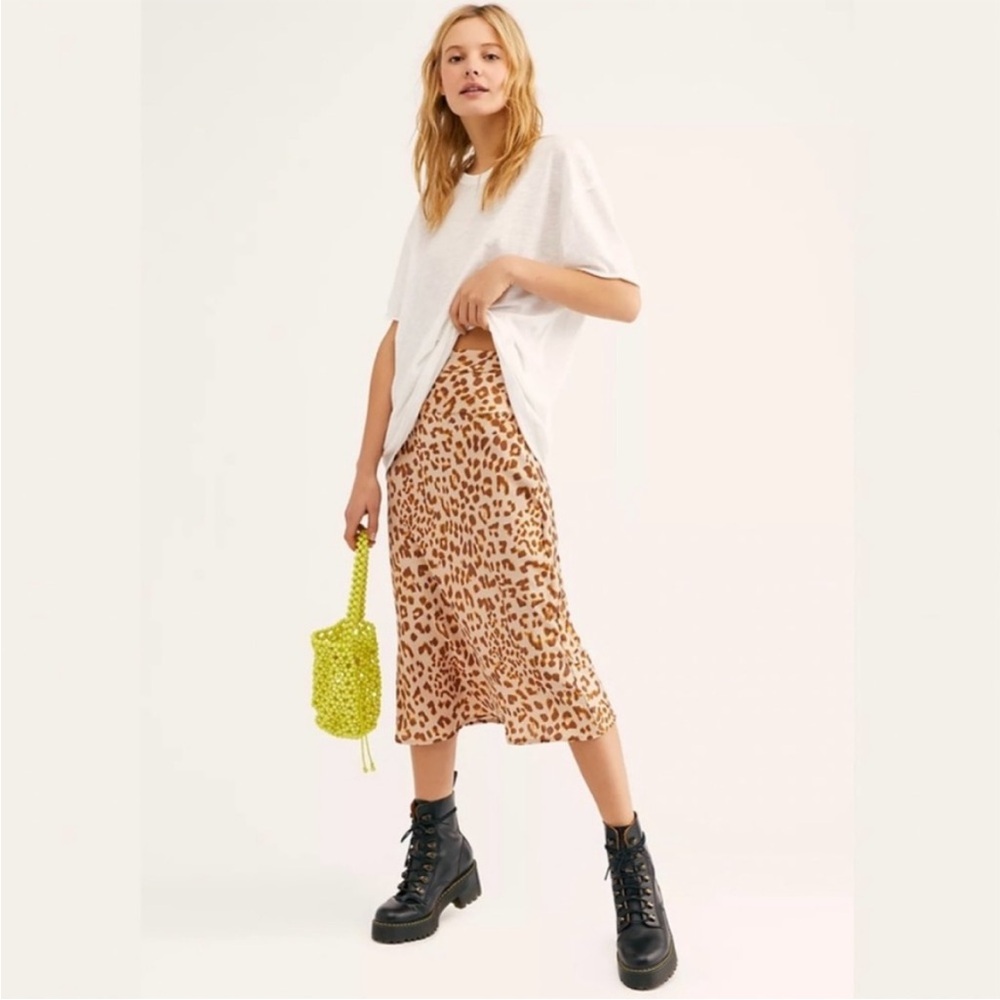 “FREE PEOPLE” Normani Leopard Maxi Skirt